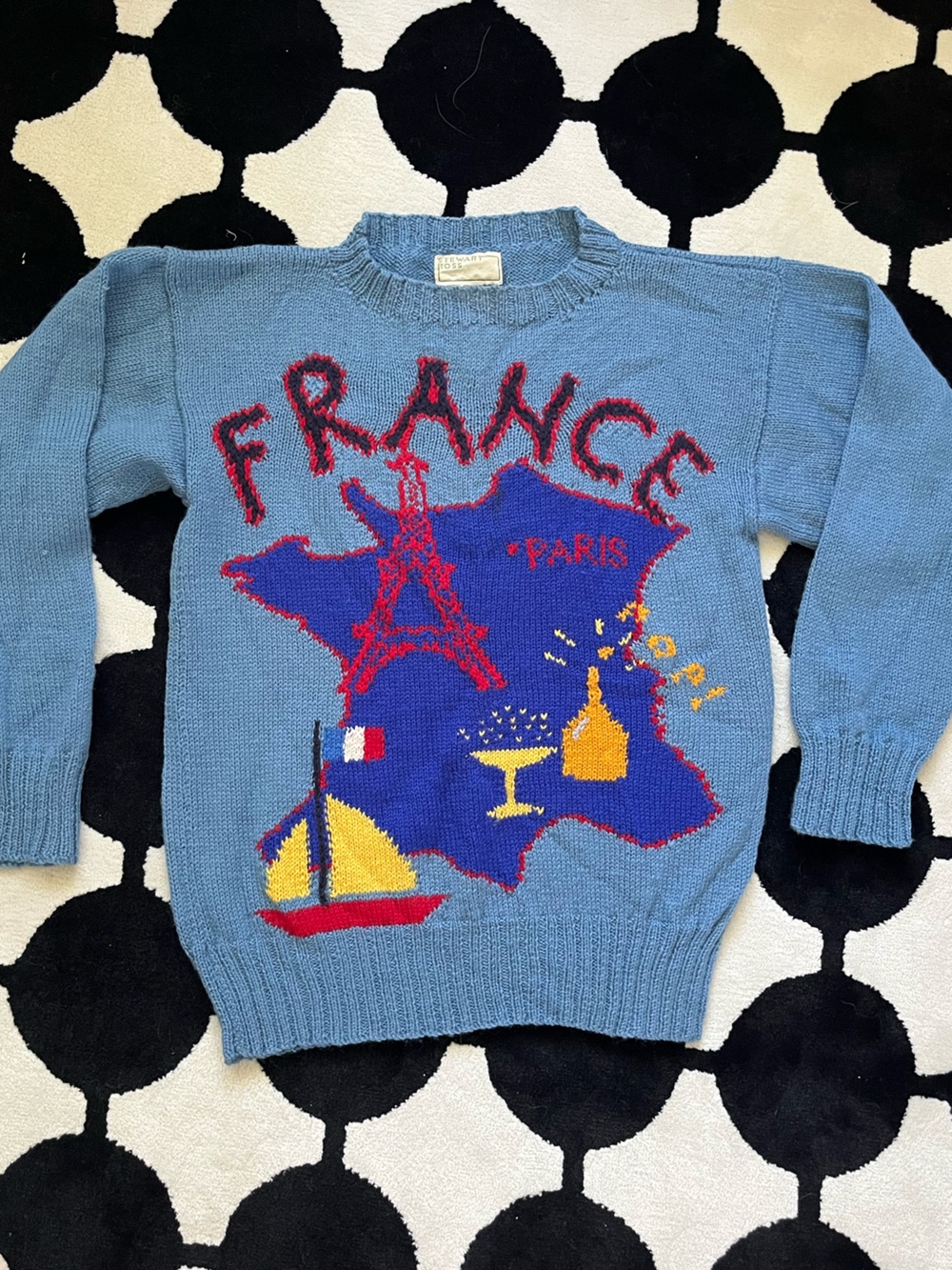 TRUE VINTAGE • 80s PARIS FRANCE HANDMADE NOVELTY KNIT PULLOVER CREWNECK SWEATER